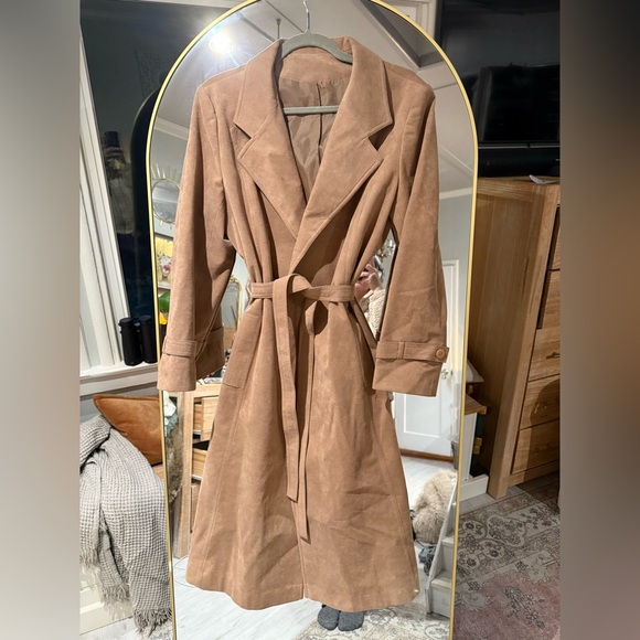 Jackets & Blazers - ✨Vintage✨ Count Romi Ltd. trench coat